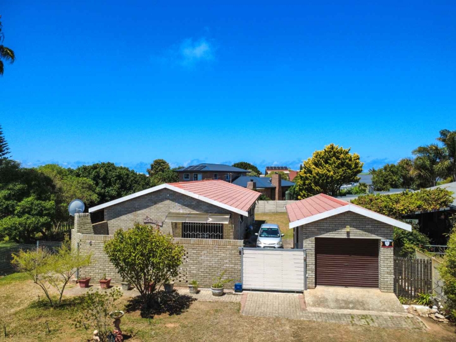 4 Bedroom Property for Sale in Stilbaai Wes Western Cape